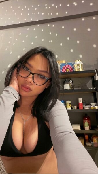 bluntviews_ Nude Leaks OnlyFans Photo 24