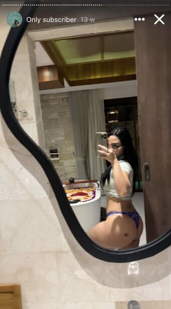 bluntviews_ Nude Leaks OnlyFans Photo 18