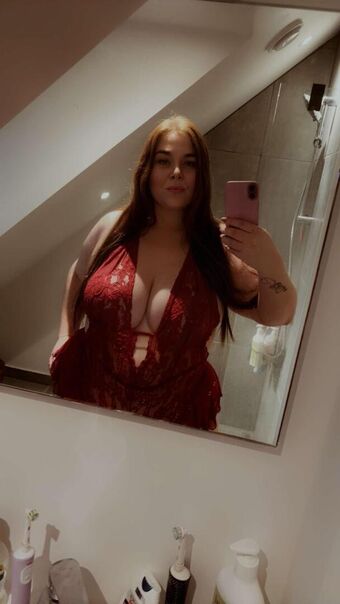 CurvyCutieXoXo Nude Leaks OnlyFans Photo 8