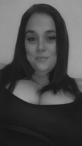 CurvyCutieXoXo Nude Leaks OnlyFans Photo 14