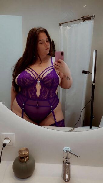CurvyCutieXoXo Nude Leaks OnlyFans Photo 7