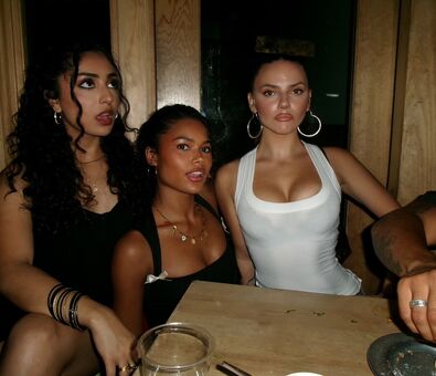 Dafne Keen Nude Leaks OnlyFans Photo 368