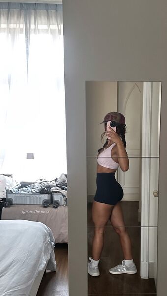 diana.zri Nude Leaks OnlyFans Photo 13