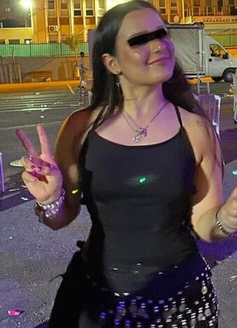 eelifebrrar Nude Leaks OnlyFans Photo 4