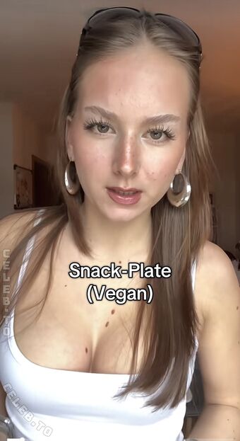 Einfachlia Nude Leaks OnlyFans Photo 1