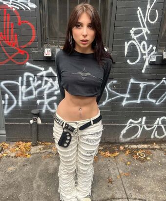 yungch3mist Nude Leaks OnlyFans Photo 2