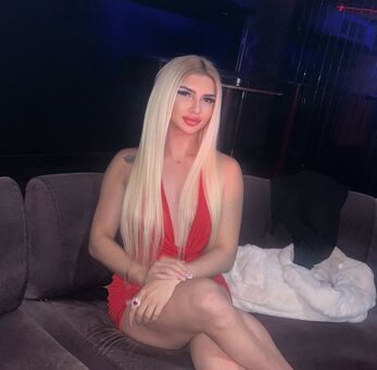 Elis Sakallı Nude Leaks OnlyFans Photo 3