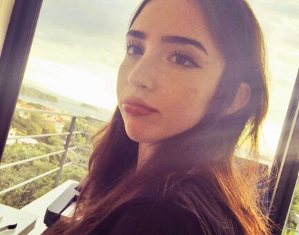 Gabriela Bee Nude Leaks OnlyFans Photo 180