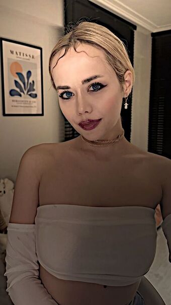 Gamze Karta Nude Leaks OnlyFans Photo 6