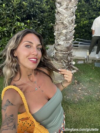 Giulie.tte Nude Leaks OnlyFans Photo 36