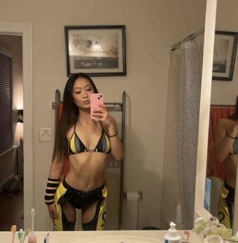 GoddessMichy / Mxchelleyu Nude Leaks OnlyFans  – Leaked Models