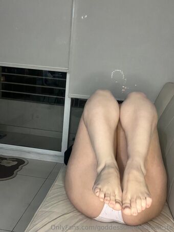 goddessuniverseceleste Nude Leaks OnlyFans Photo 18