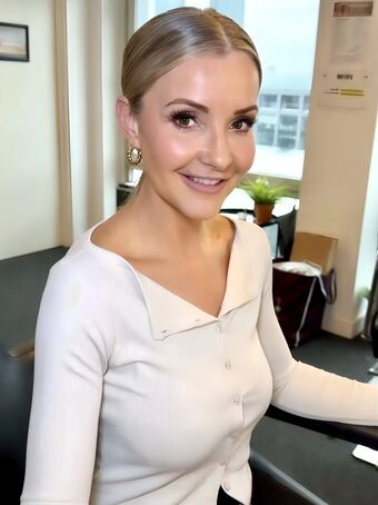 Helen Skelton Nude Leaks OnlyFans Photo 84