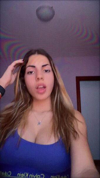 isaagleez_ Nude Leaks OnlyFans Photo 2