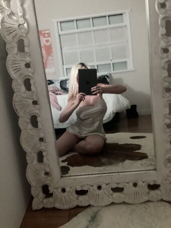 sarahszzzzz Nude Leaks OnlyFans Photo 2