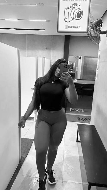 Isadora Nobrega Nude Leaks OnlyFans Photo 28