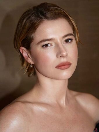 Jessie Buckley Nude Leaks OnlyFans Photo 38