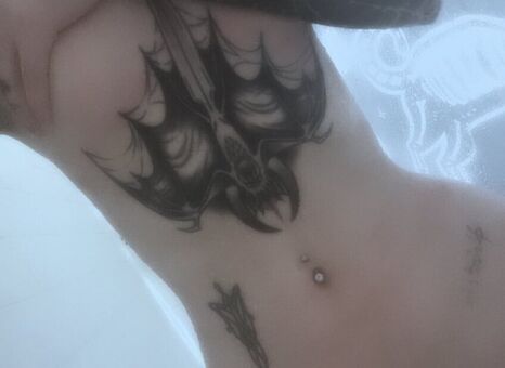 Kayleigh Kadaverous Nude Leaks OnlyFans Photo 5