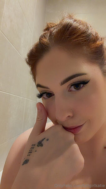 Katie Woolls Nude Leaks OnlyFans Photo 2