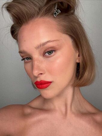 Laura Oganessian Nude Leaks OnlyFans Photo 250