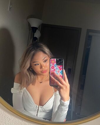 Leann Mae Ferrer Nude Leaks OnlyFans Photo 56