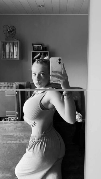 Lenasalm Nude Leaks OnlyFans Photo 4