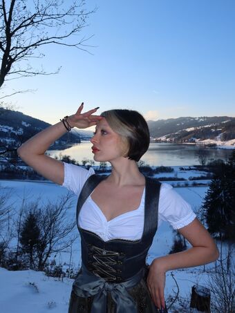 Leyla Afshonkar Nude Leaks OnlyFans Photo 9