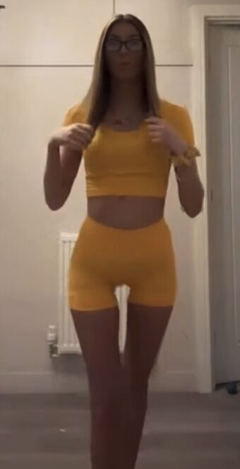 Liarna Bate Nude Leaks OnlyFans Photo 17