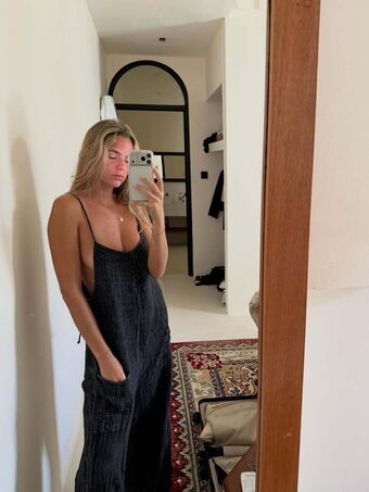 Lies Zhara Nude Leaks OnlyFans Photo 197