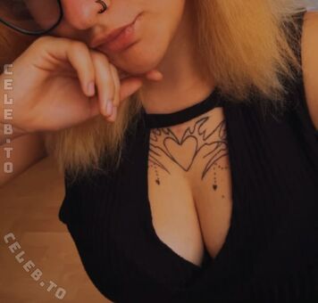 Little_devil666 Nude Leaks OnlyFans Photo 2