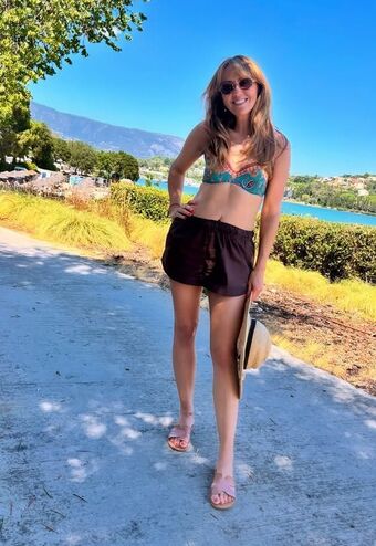 Samia Ghadie Nude Leaks OnlyFans Photo 49