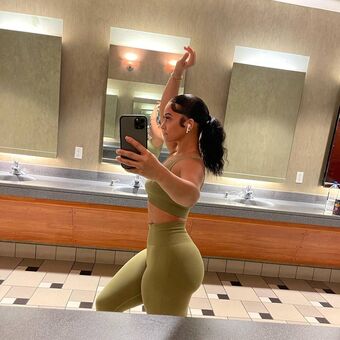 LovelyLesh Nude Leaks OnlyFans Photo 9