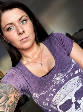 Lu.est.96 Nude Leaks OnlyFans Photo 4