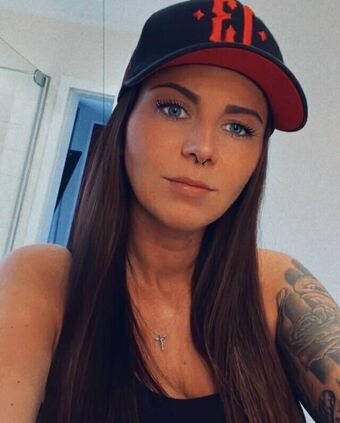 Lu.est.96 Nude Leaks OnlyFans Photo 5