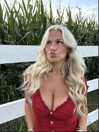 Lydia Feiler Nude Leaks OnlyFans Photo 24