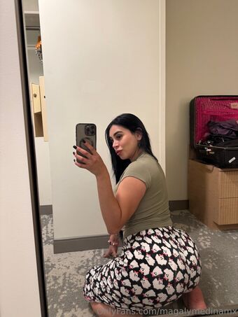 magalymedinamx Nude Leaks OnlyFans Photo 4