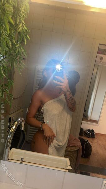 mariela_ella Nude Leaks OnlyFans Photo 31