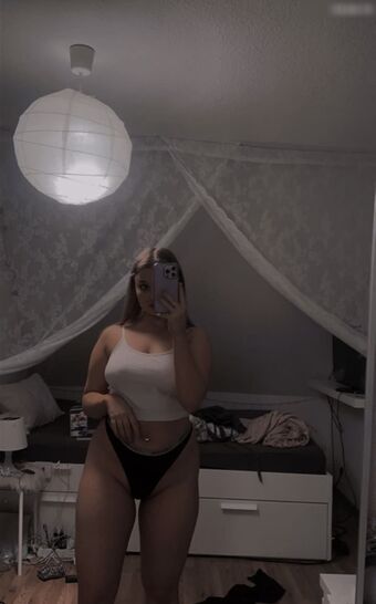 Milena Sing Nude Leaks OnlyFans Photo 11