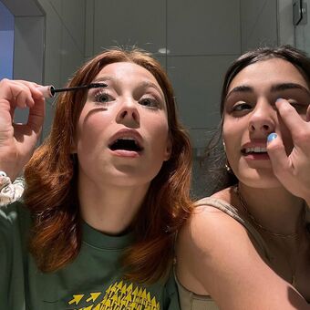 Mina Sundwall Nude Leaks OnlyFans Photo 4