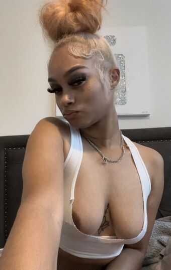 missuniverce Nude Leaks OnlyFans Photo 1