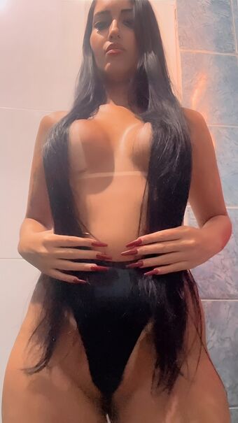 Naiara Love Nude Leaks OnlyFans Photo 13