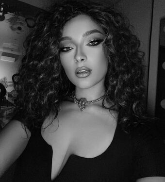 Natalia Olednik Nude Leaks OnlyFans Photo 39