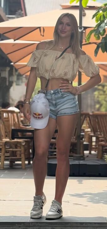 Noa Diorgina Nude Leaks OnlyFans Photo 13