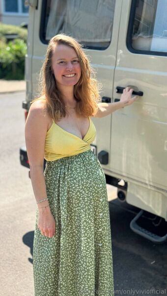 onlyviviofficial Nude Leaks OnlyFans Photo 18