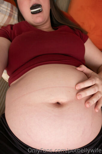 Potbellywife Nude Leaks OnlyFans Photo 95