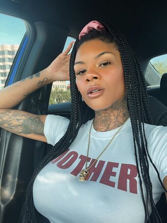 princessivyrey Nude Leaks OnlyFans Photo 2