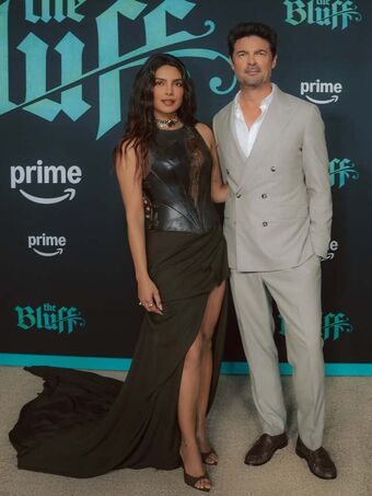 Priyanka Chopra Nude Leaks OnlyFans Photo 100