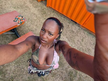 Rachel Chinouriri Nude Leaks OnlyFans Photo 14