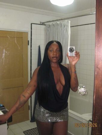 Rachel Chinouriri Nude Leaks OnlyFans Photo 16