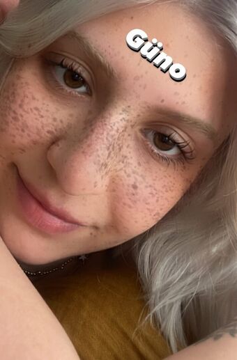 Rem Sakmar Nude Leaks OnlyFans Photo 9